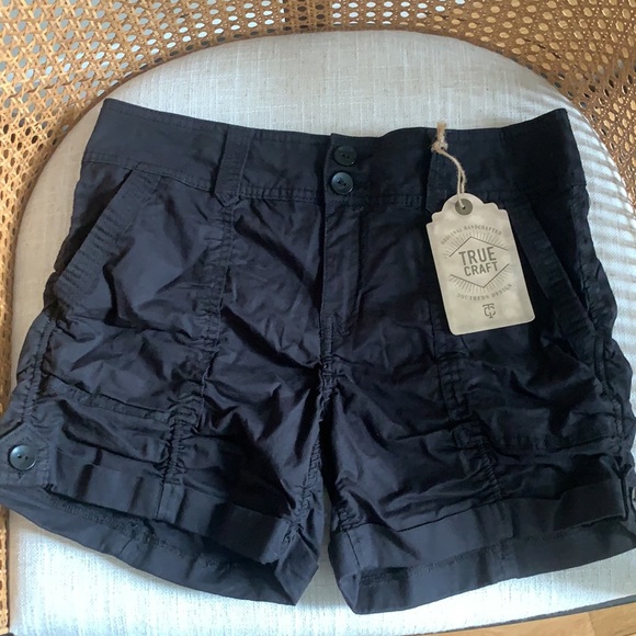 TRUE CRAFT Mid Rise Junior's Cargo Shorts - Picture 6 of 6